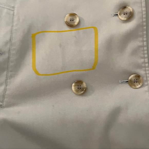 Burberry Trench Coat with Removable Wool Lining - Picture 12 of 16